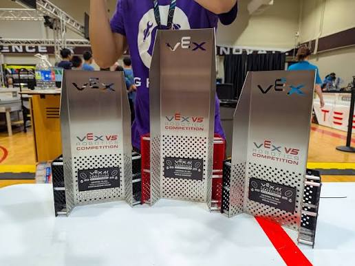 VEX U robotics work at UT Austin